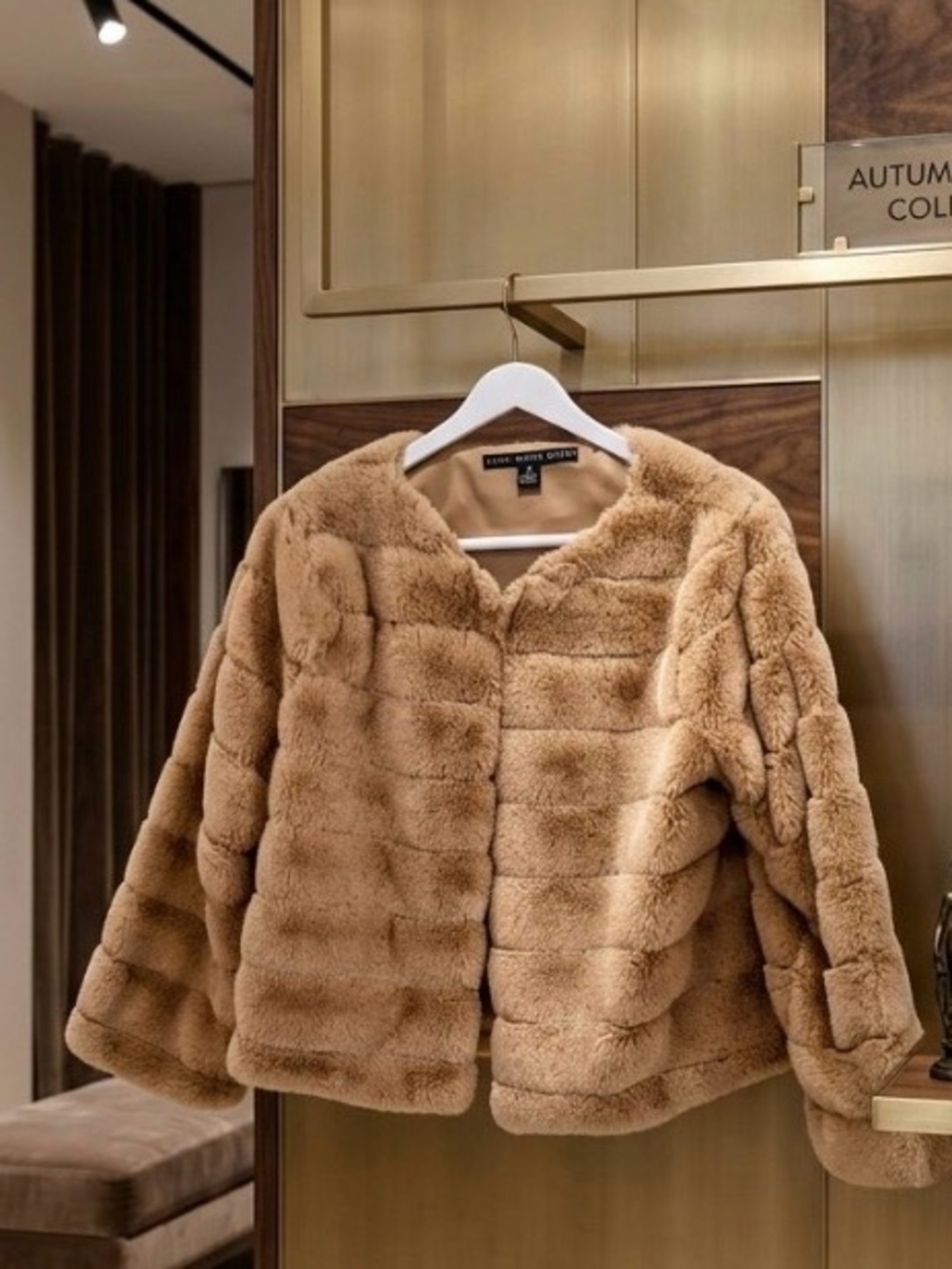 Women's Faux Fur Cropped Jacket - Tan